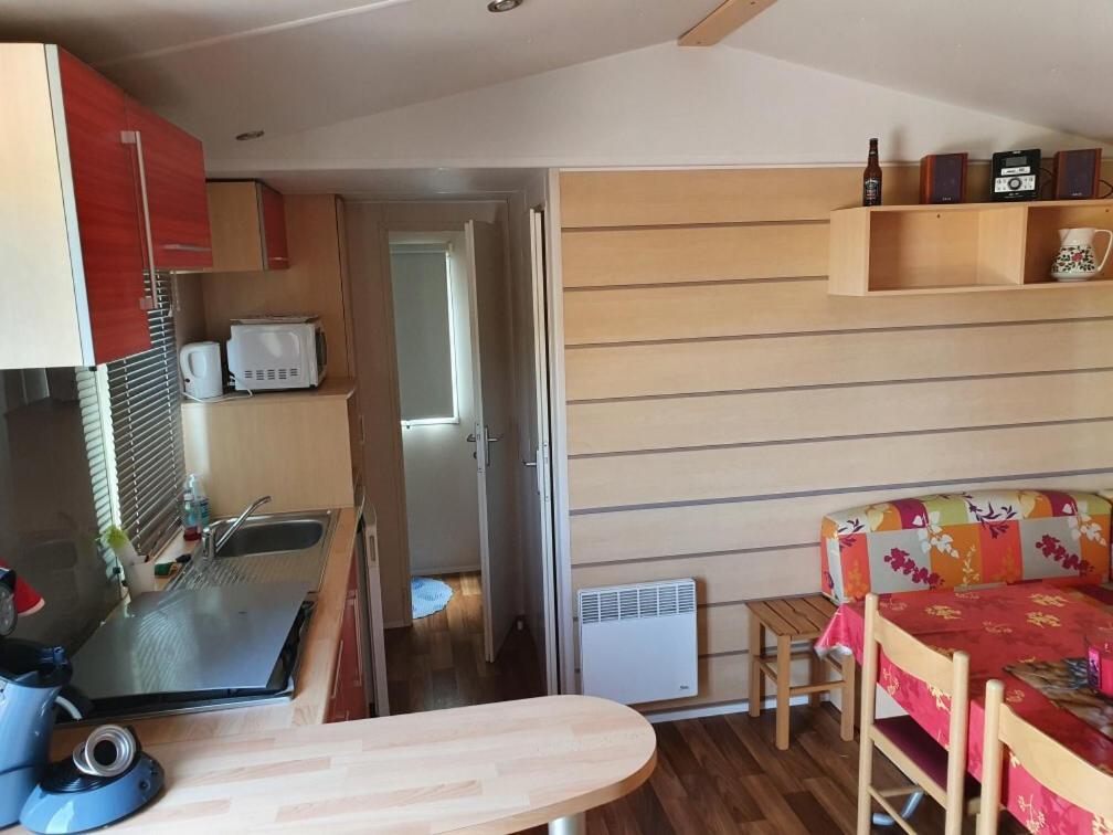 Mobil Home Avec Spacieuse Terrasse A Meschers Proche De Royan Kültér fotó